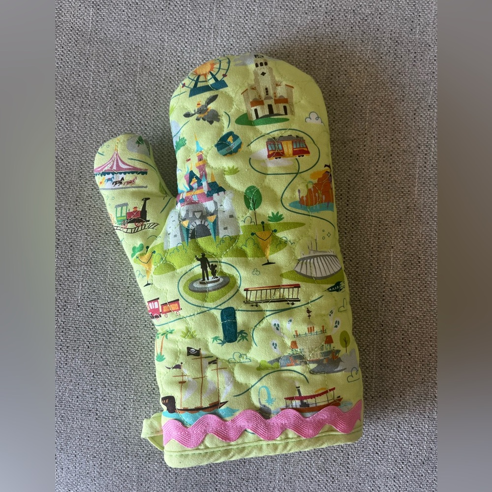 Disneyland Map Oven Mitt